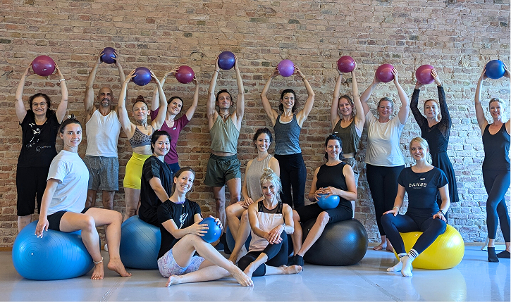 2 (2) Regina Ballet Studio